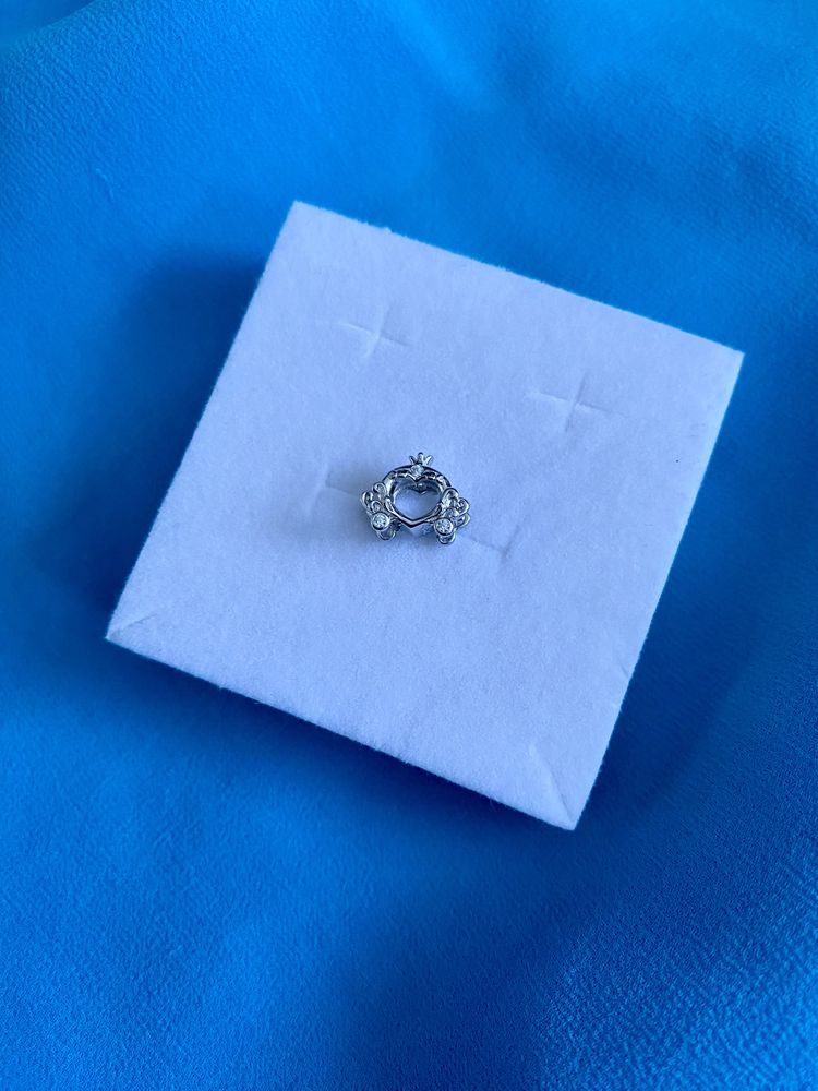 nowa mini zawieszka charms beads karoca Disneya cyrkonie srebro 925