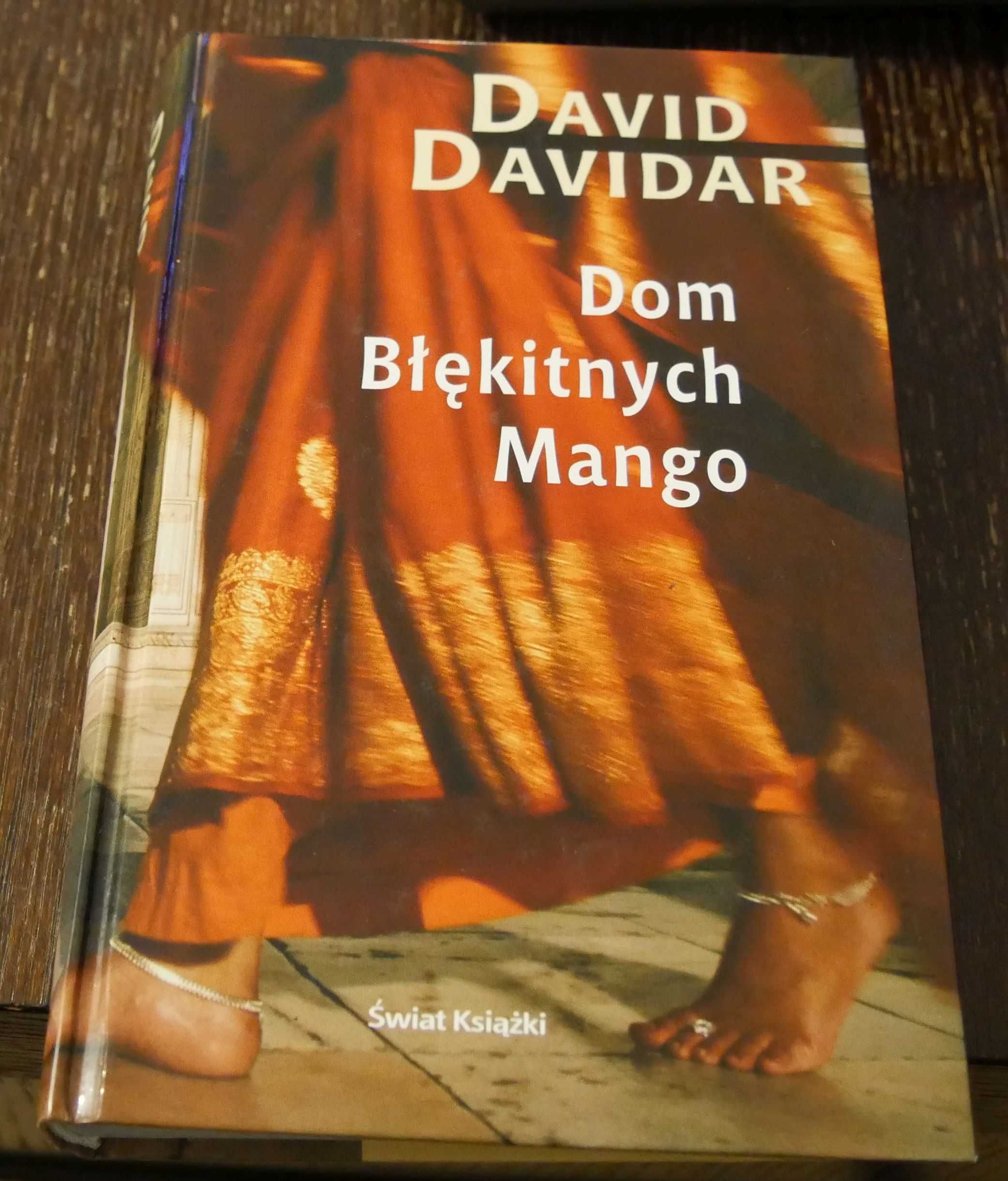Dom błękitnych Mango - David Davidar