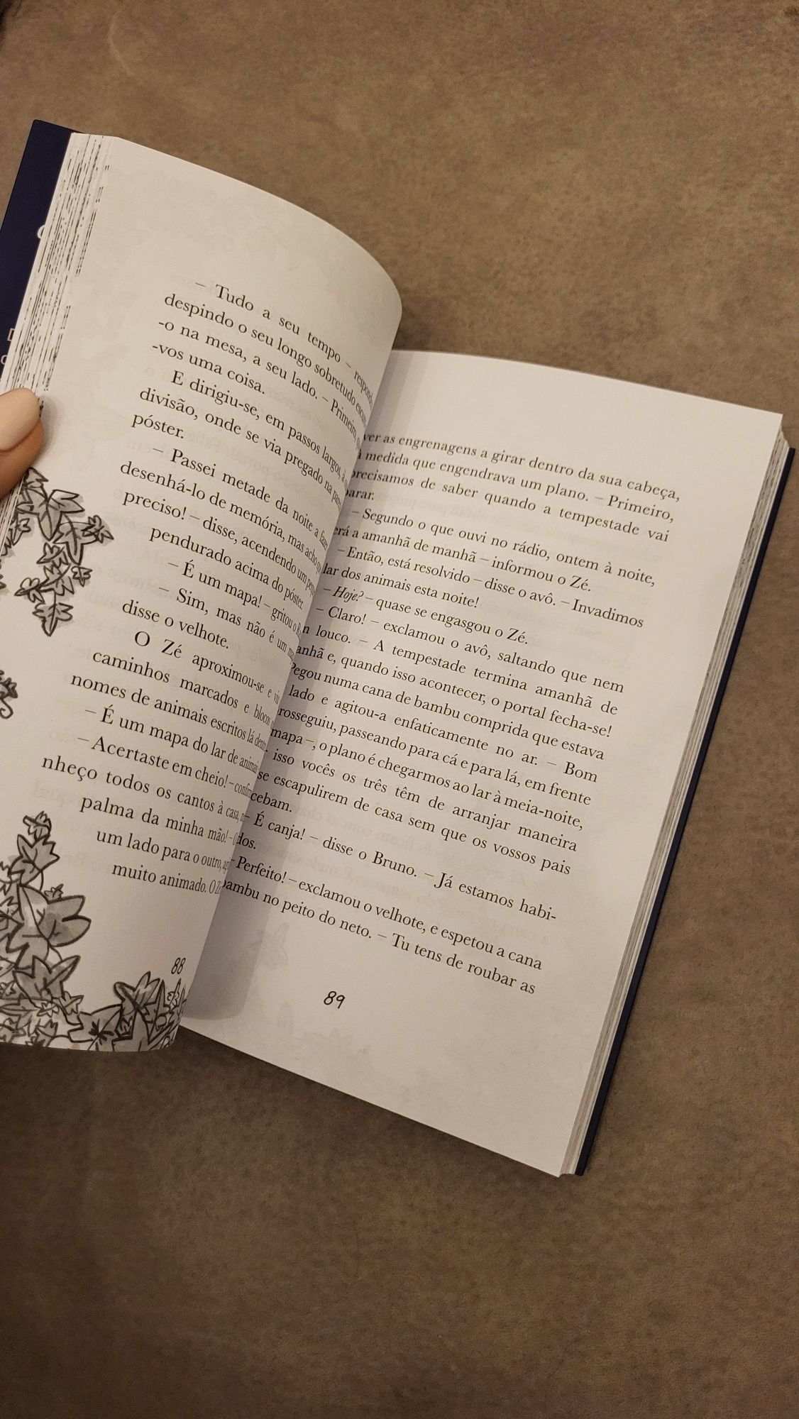 Livro O Misterioso Mundo do Zé