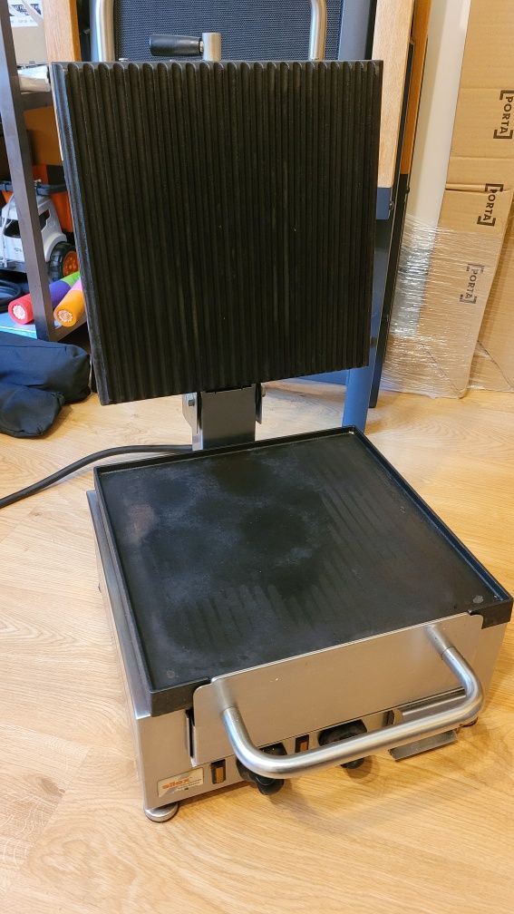 Grill kontaktowy Silex S-141 kompensacja ciężaru. Faktura VAT