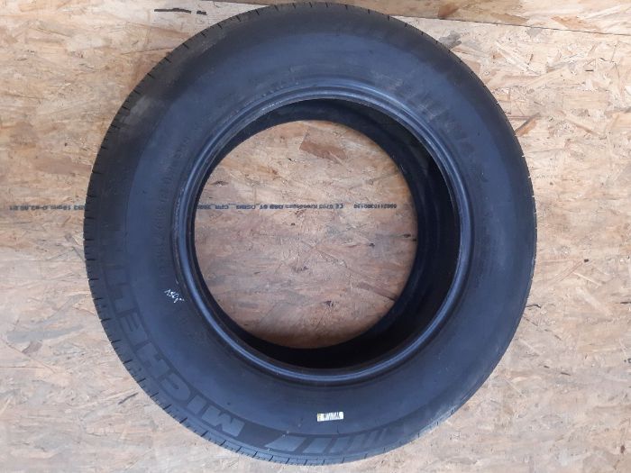 Opona letnia Michelin 235/65R17