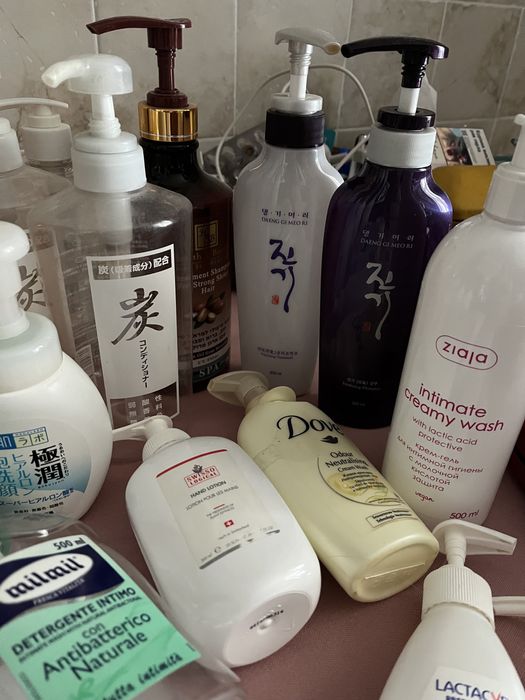 Пустые баночки емкости с дозатором