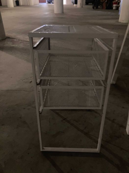 Messa secretária Trotten Ikea