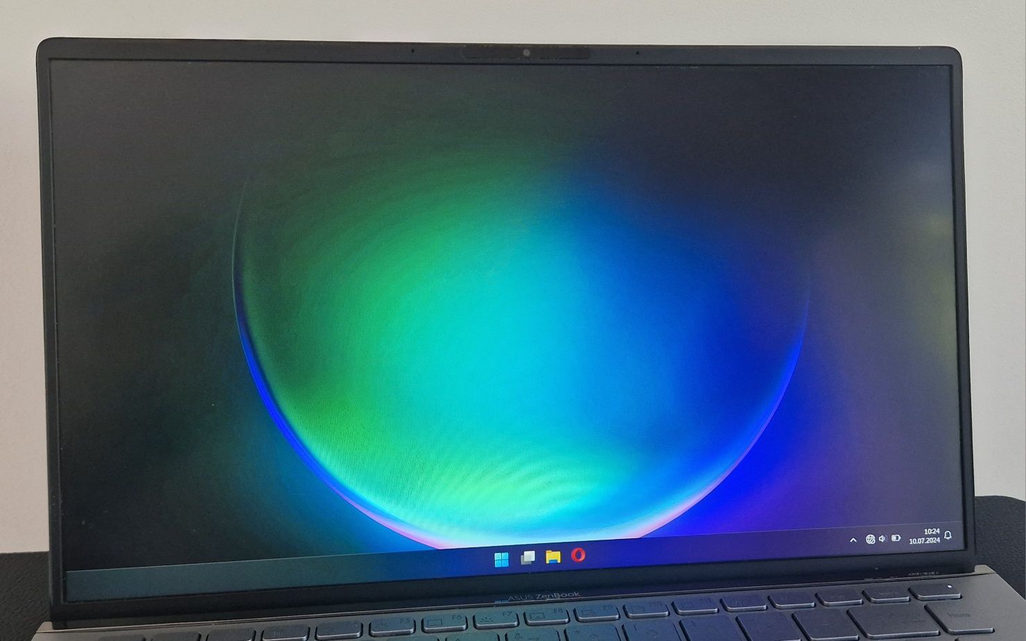 Asus Zenbook 14 UM433 Ryzen 7 16GB 512SSD NVIDIA GeForce MX350 gaming