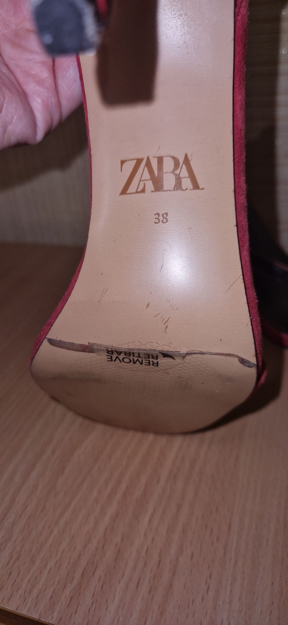 Босоніжки жіночі Zara