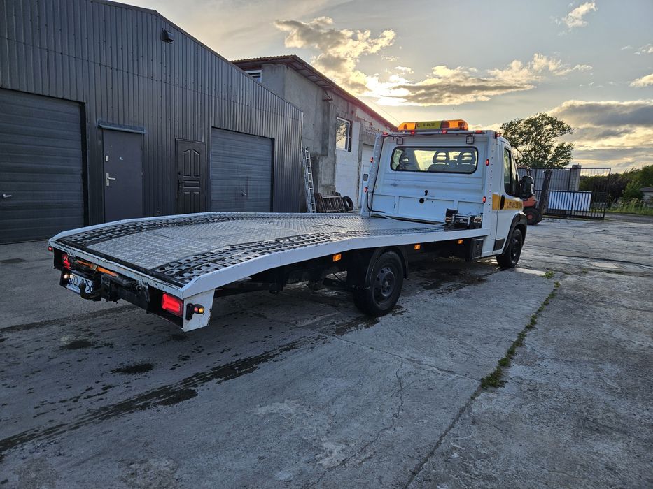 Peugeot Boxer 3.0jtd autolaweta Holownik