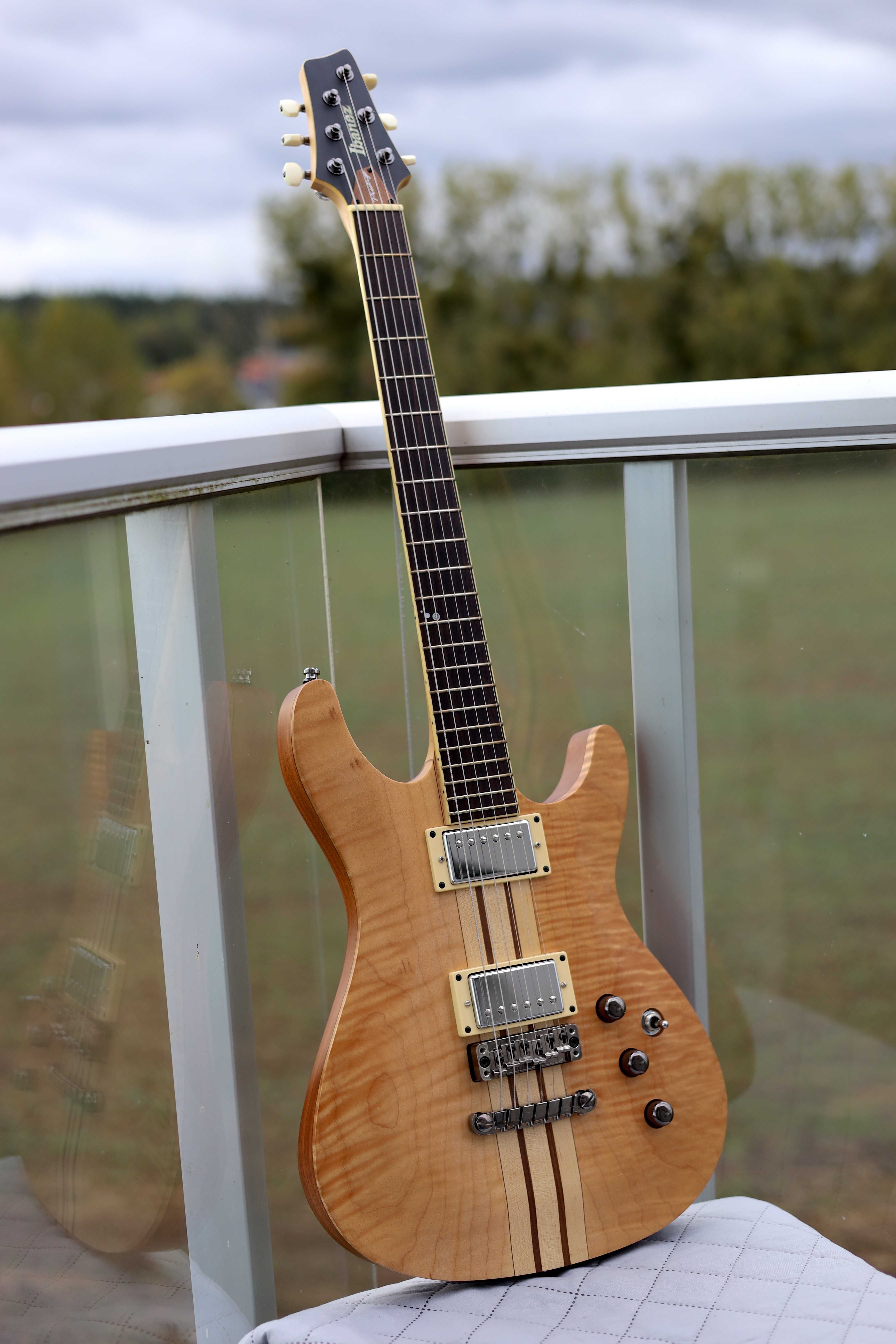 Ibanez Prestige SZ4020FM Natural Flat + Ibanez Case