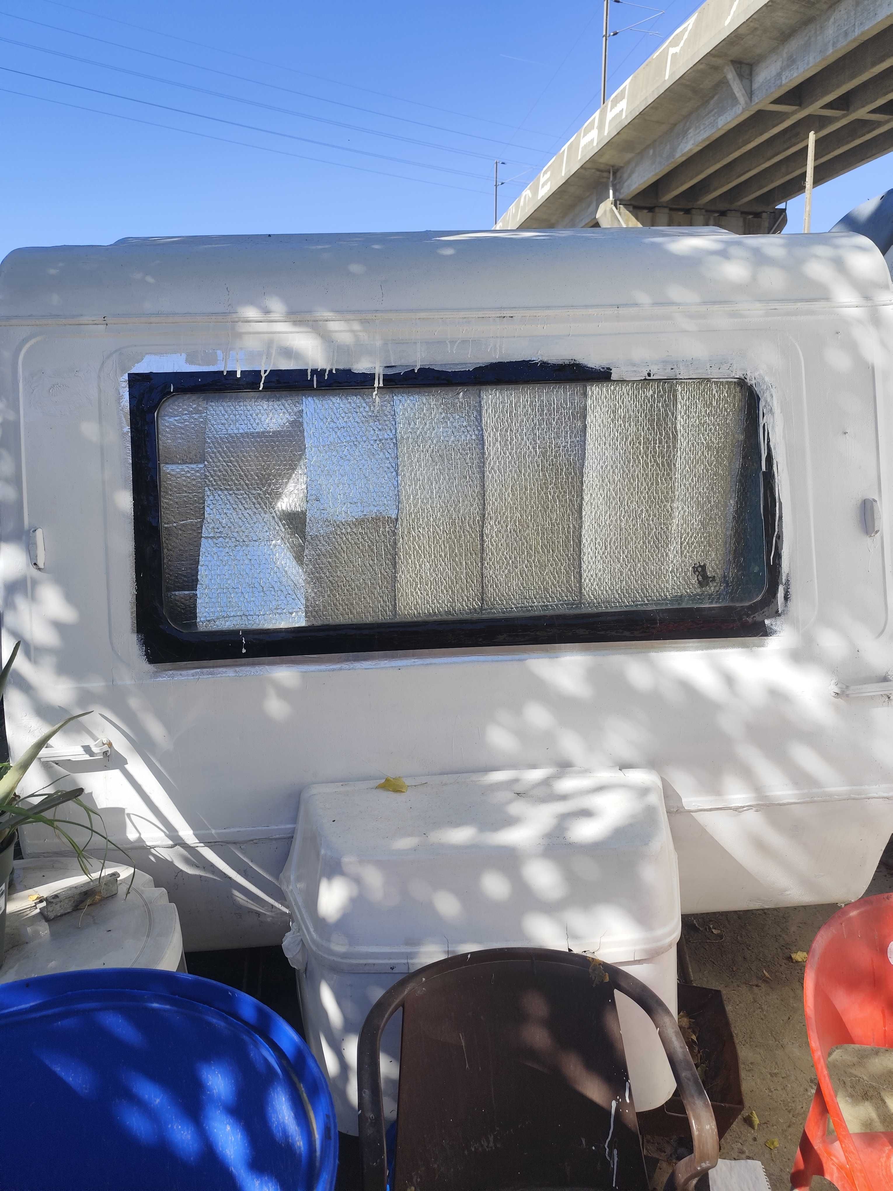 Vendo caravana em remodelação