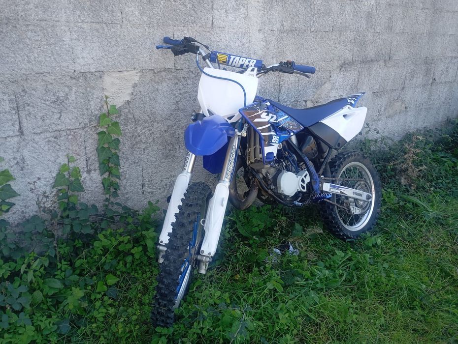Vendo mota yz usada
