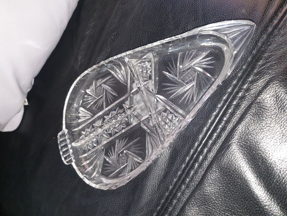 Podzielnik kryształowy