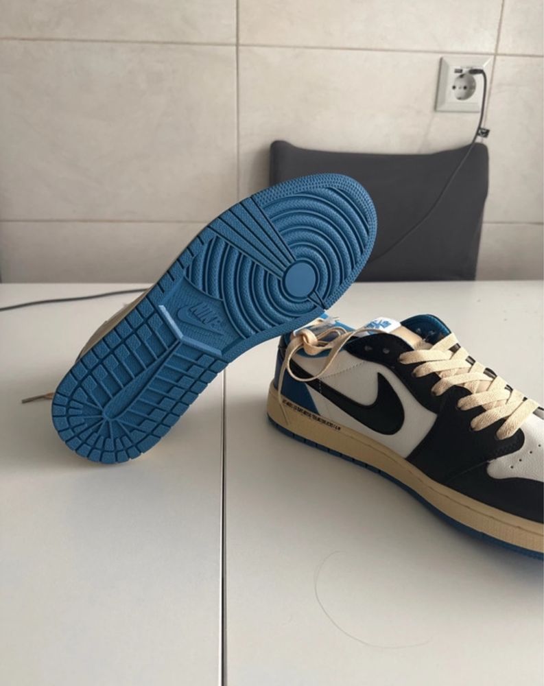Air jordan fragment n43 travis scott
