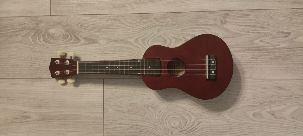 Sprawna gitara Ukulele