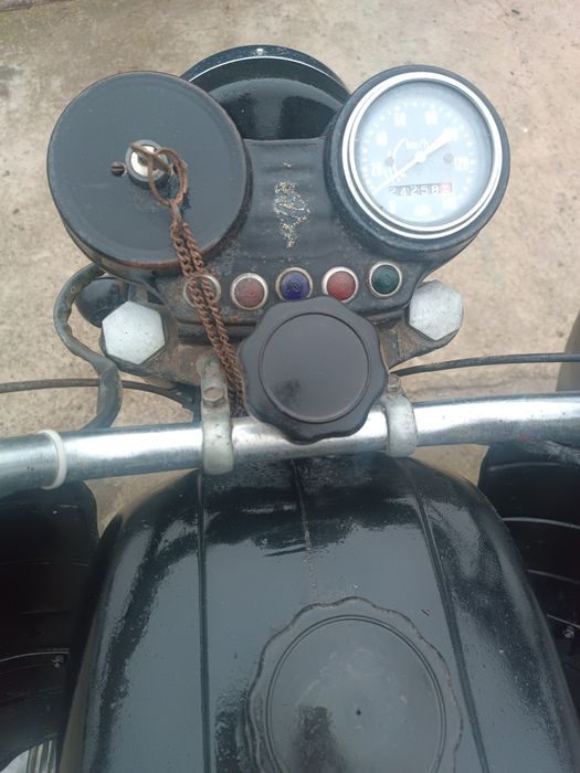 Мотоцикл Дніпро 11