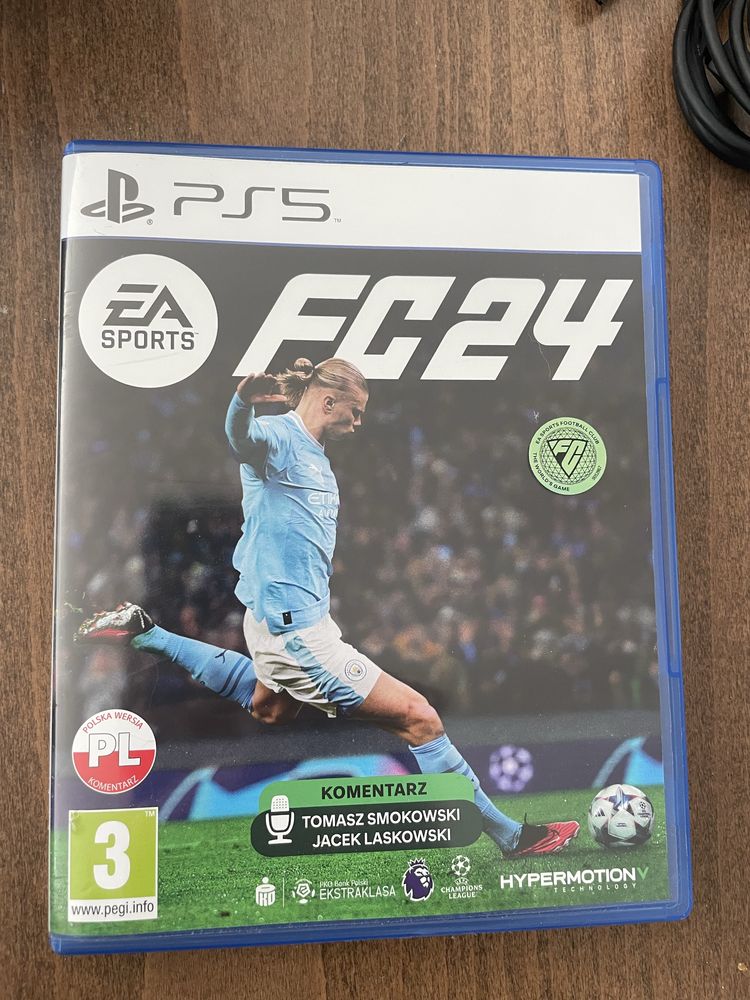PS5 1TB z napedęm + dwa pady + stacja ladująca + EA24