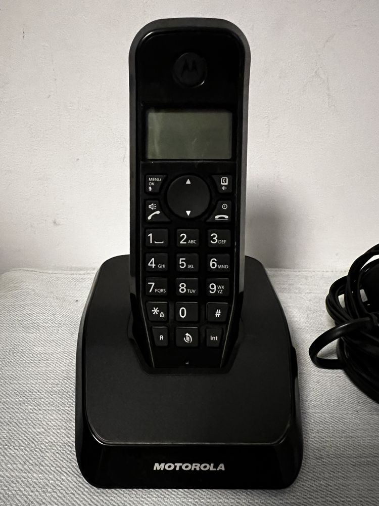 Telefon motorola S1201