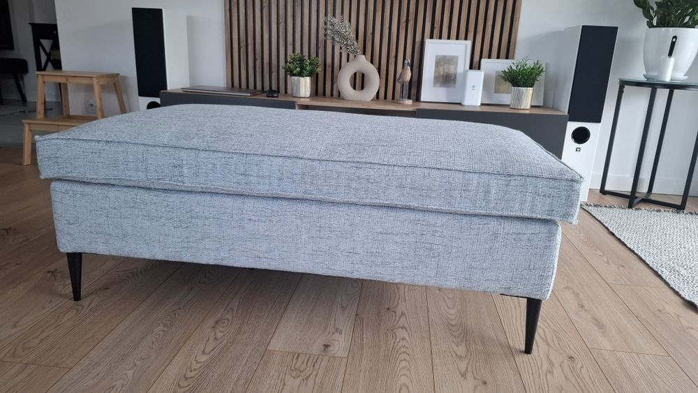 Nowa pufa, dostawka, podnóżek