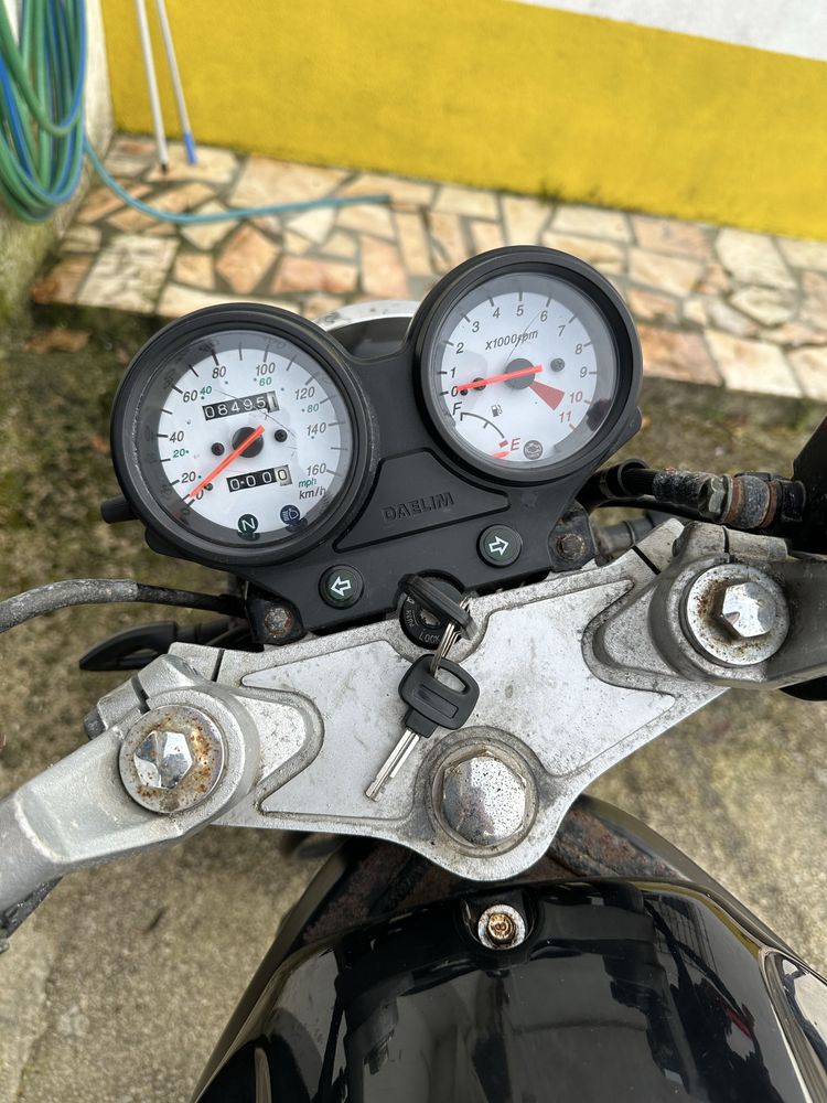 Daelim Roadwin FI 125cc