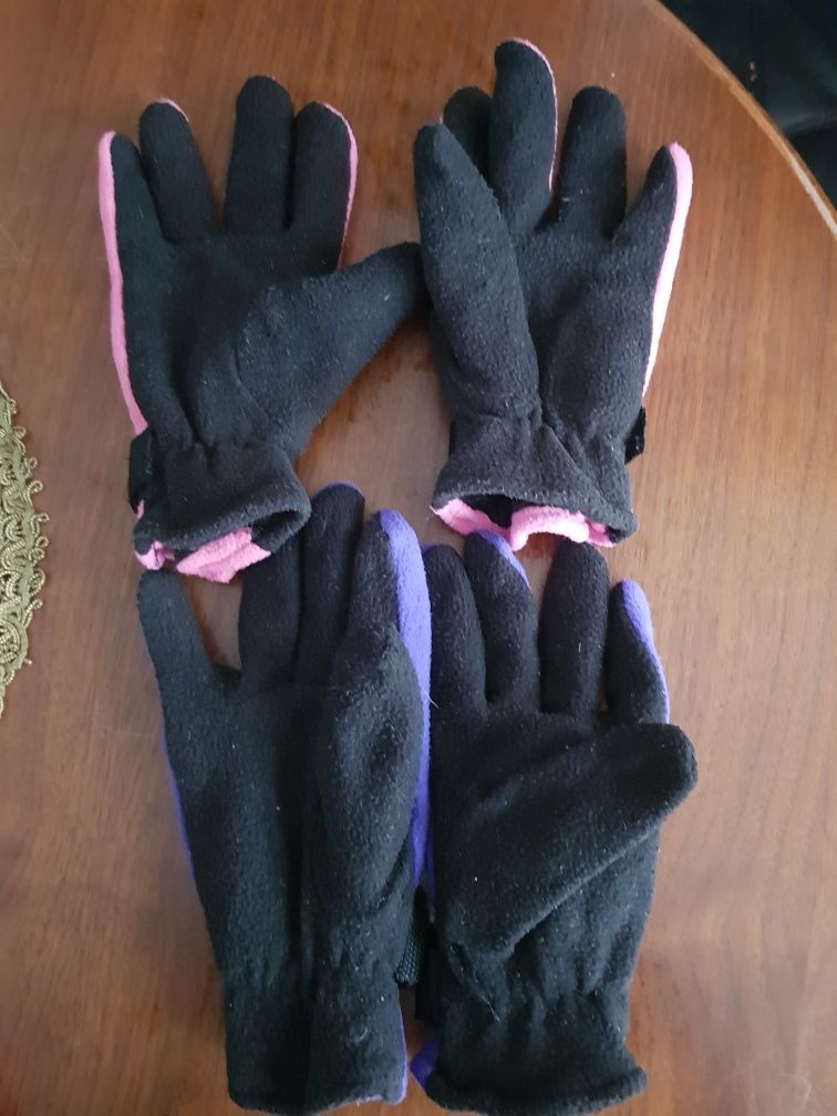 Dwie pary polarowych rękawiczek