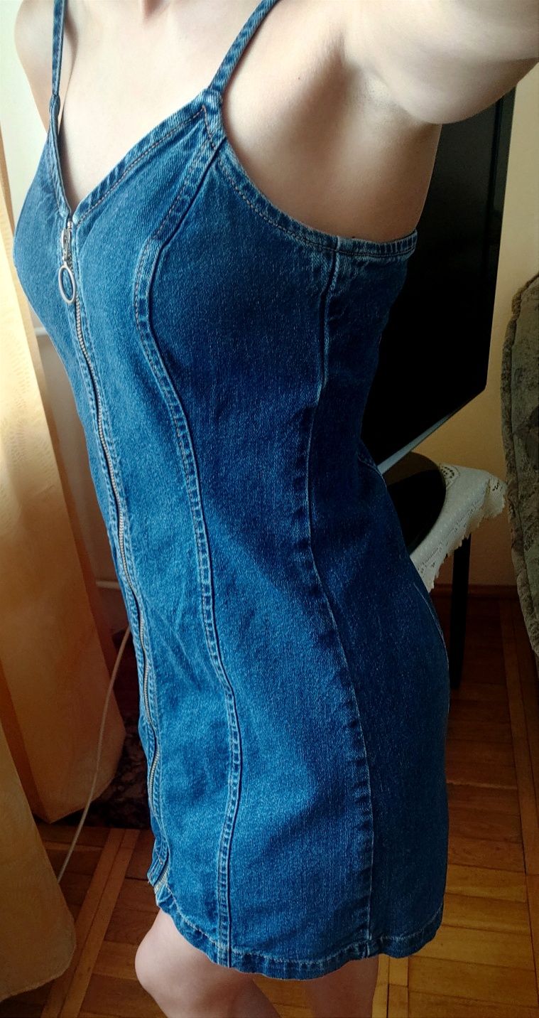 Sukienka jeans na ramiączkach