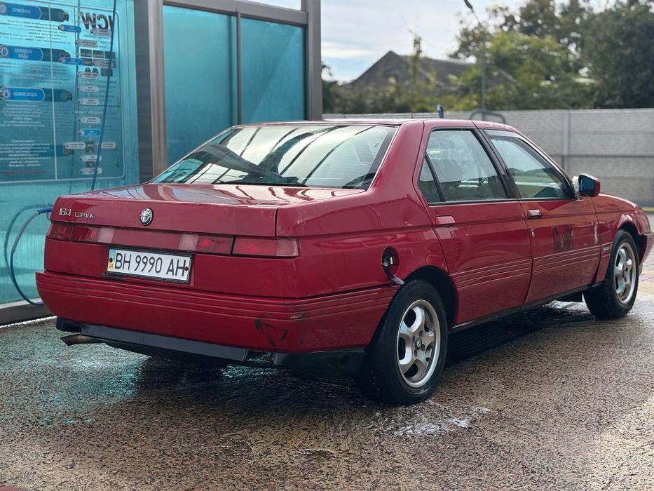 Alfa Romeo 164 2.0 1989год.