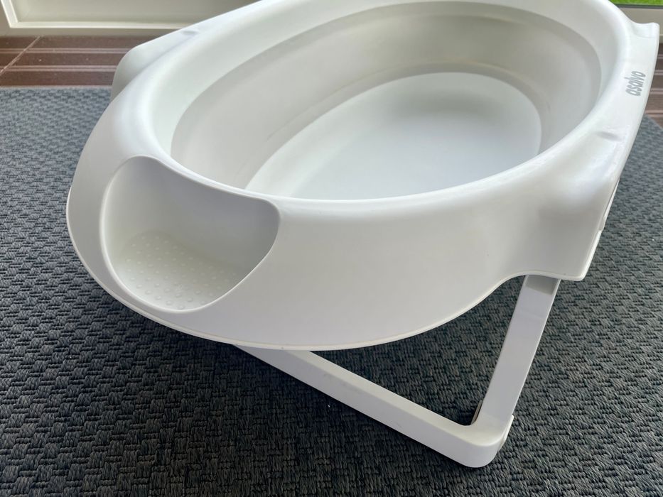 Banheira Asalvo dobrável Curviflex + Almofada Twistshake para bebés