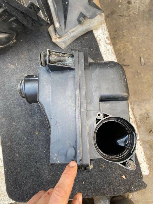 Корпус повітряного фільтра Ваз інжектор цілий