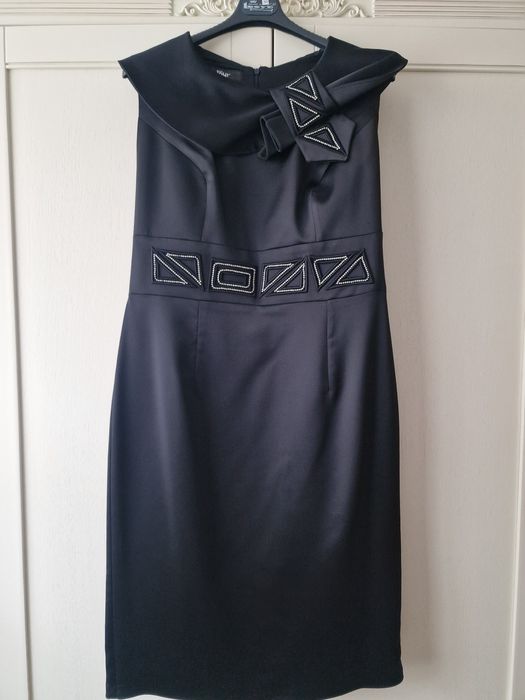 Нове атласне плаття