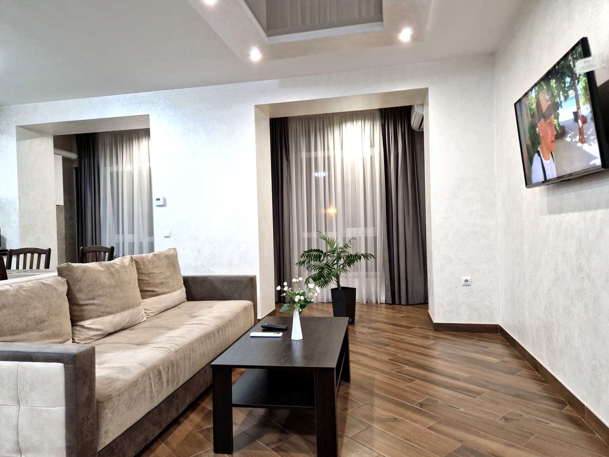 Modern apartment, центр міста, вул. Бельведерська 35