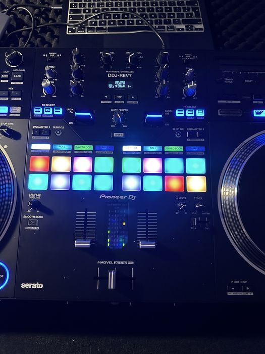 DDJ-Rev7 Pioneer DJ
