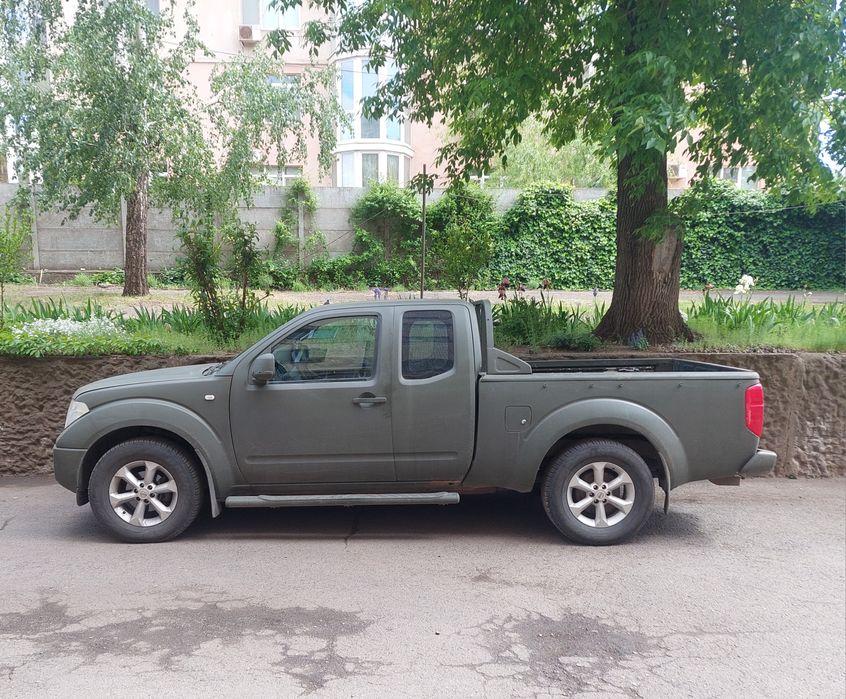 Nissan Navara 2.5 D40
