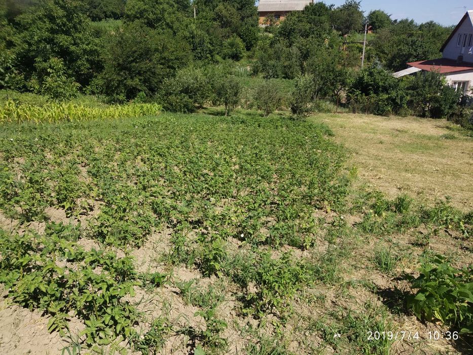 Продам участок під забудову