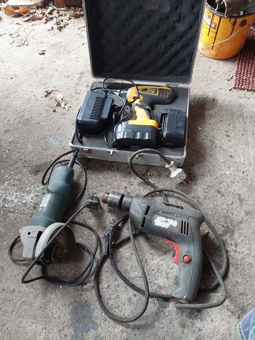 Wiertarka elektryczna wkrętarka 18v szlifierka kątowa blac&decker