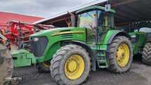Ciągnik rolniczy John deere 7820