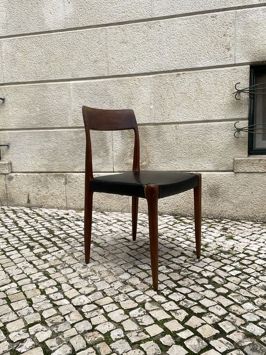 Cadeira olaio modelo caravela