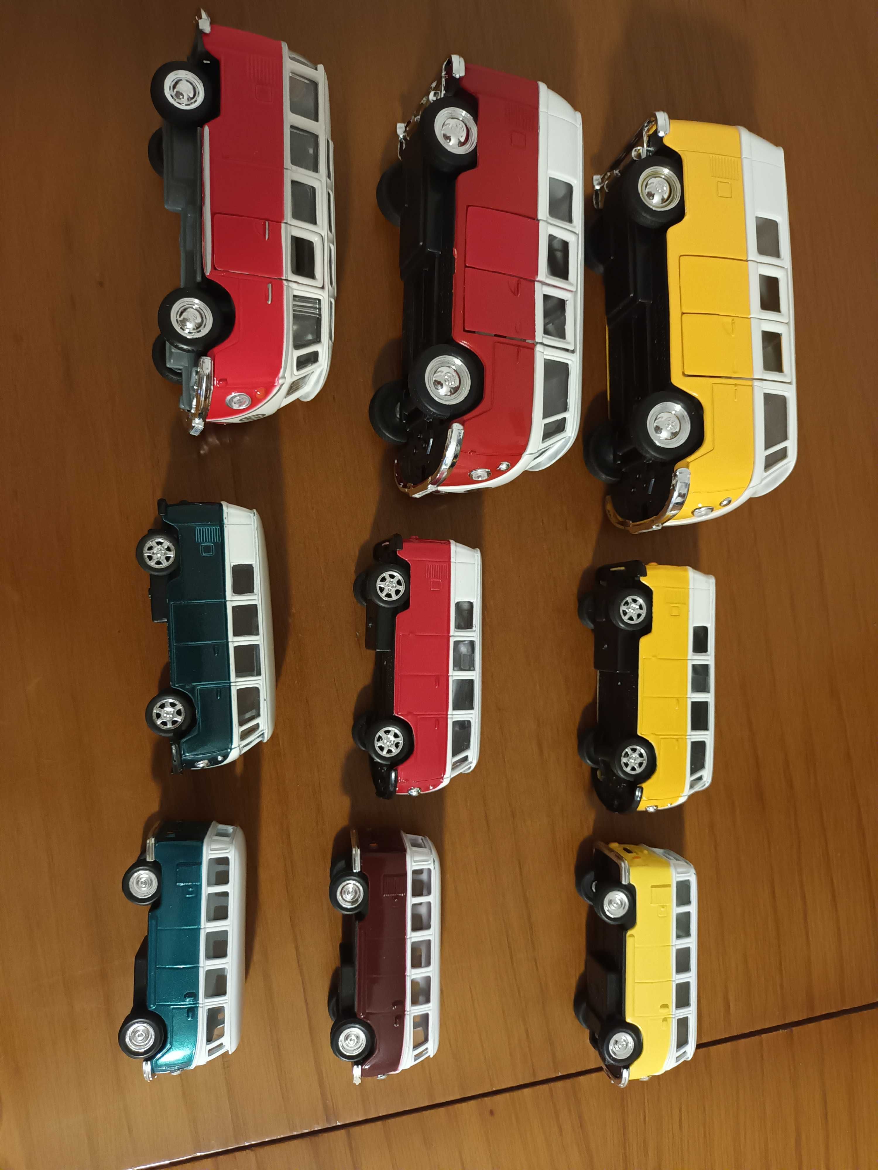 Carrinhas Volkswagen chamadas pão de forma em diferentes escalas