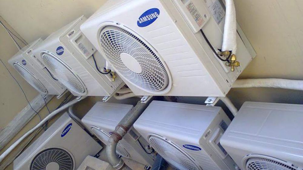 Técnico de ar condicionado instalação e reparação