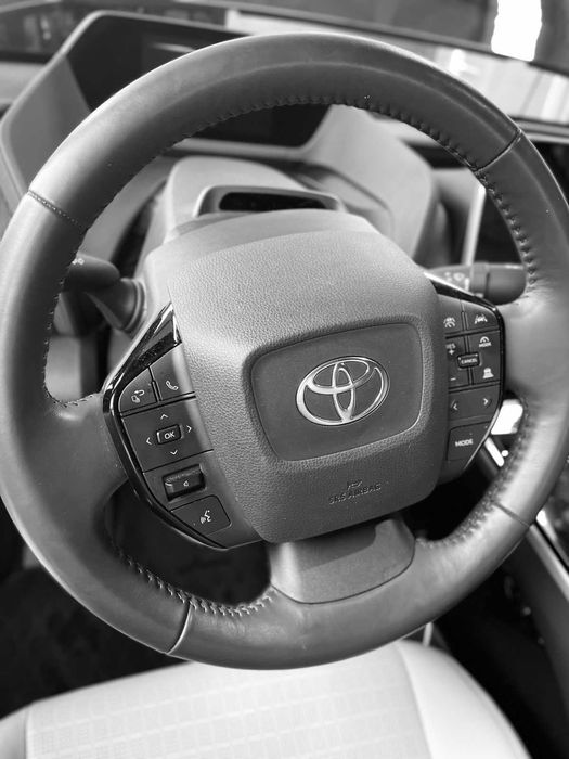 Toyota bZ4X 2023 I покоління,  71.4 kWh (218 к.с) 4WD