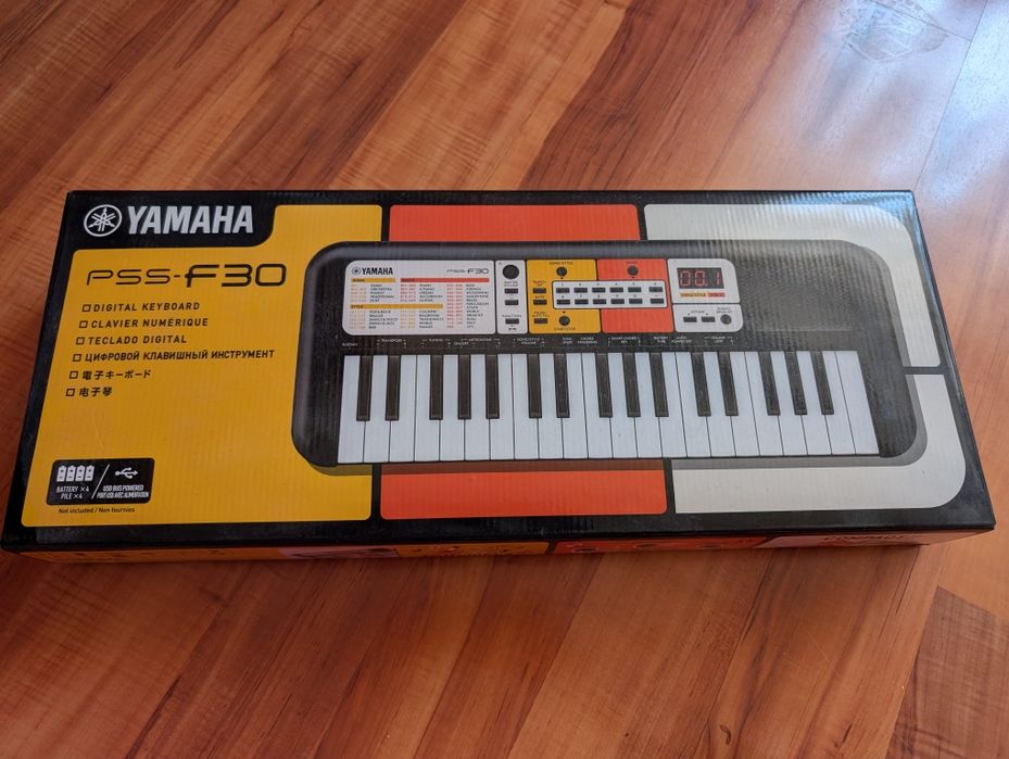 Дитячий синтезатор YAMAHA PSS-F30