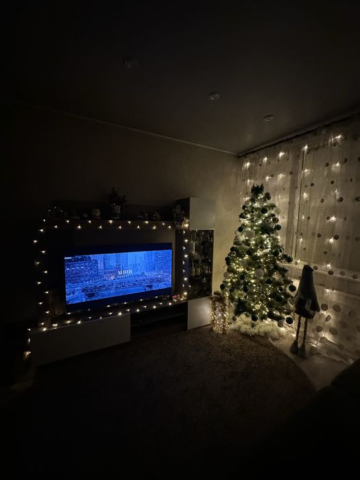 Продам  ёлку исскуственную