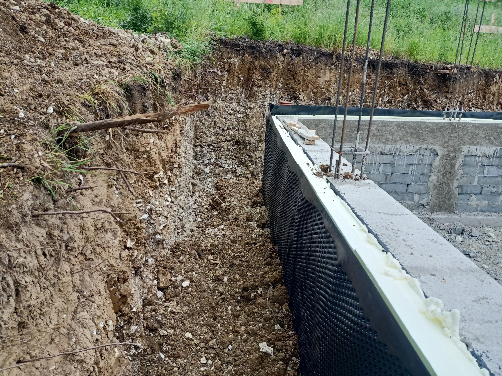 Budowy domów od podstaw terminy na lipiec i sierpień Kraków i okolice