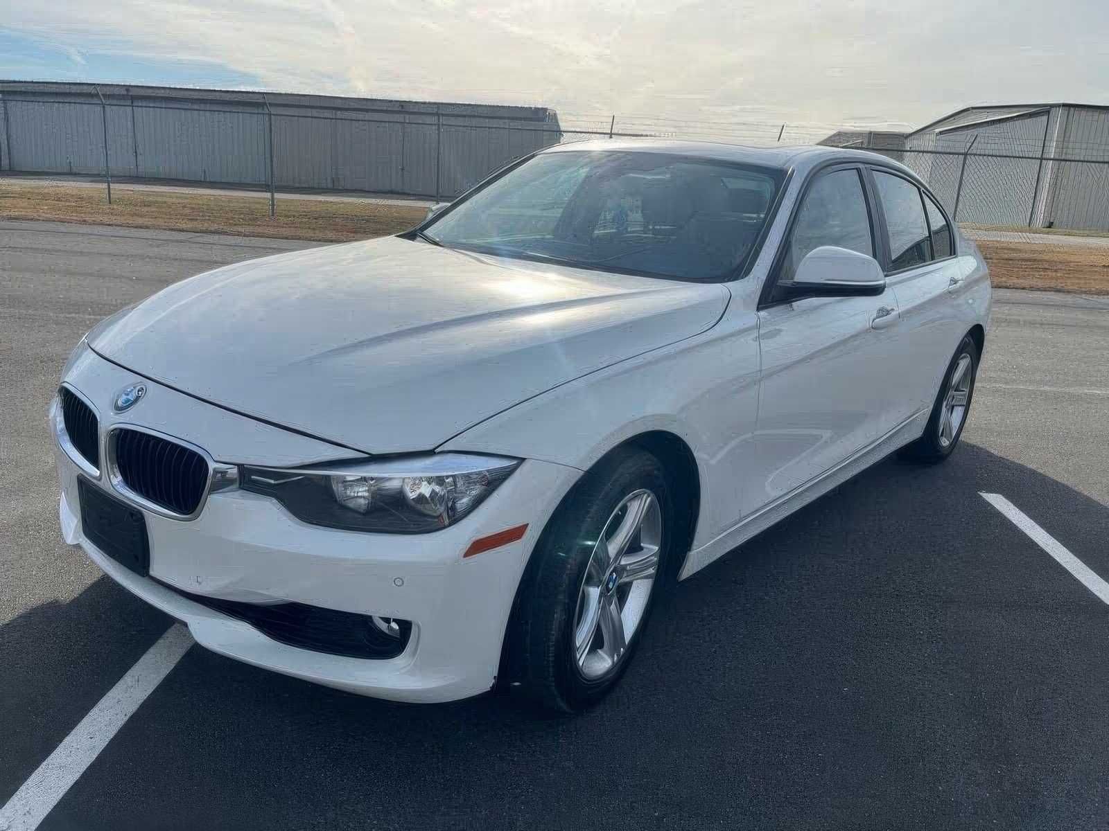2015 BMW     328i