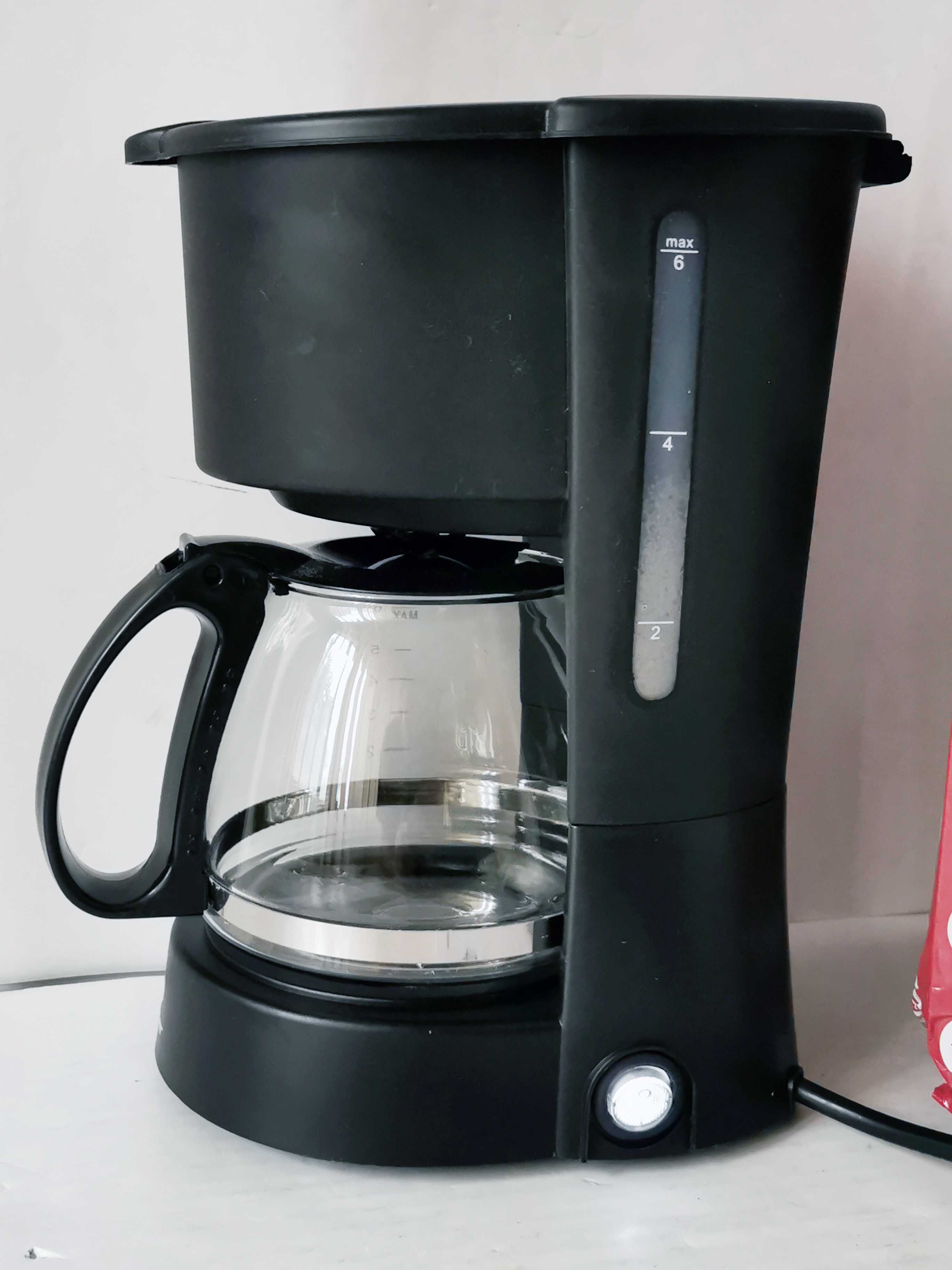 Ekspres przelewowy Beper BC.060 poj. 0,6 L czarny