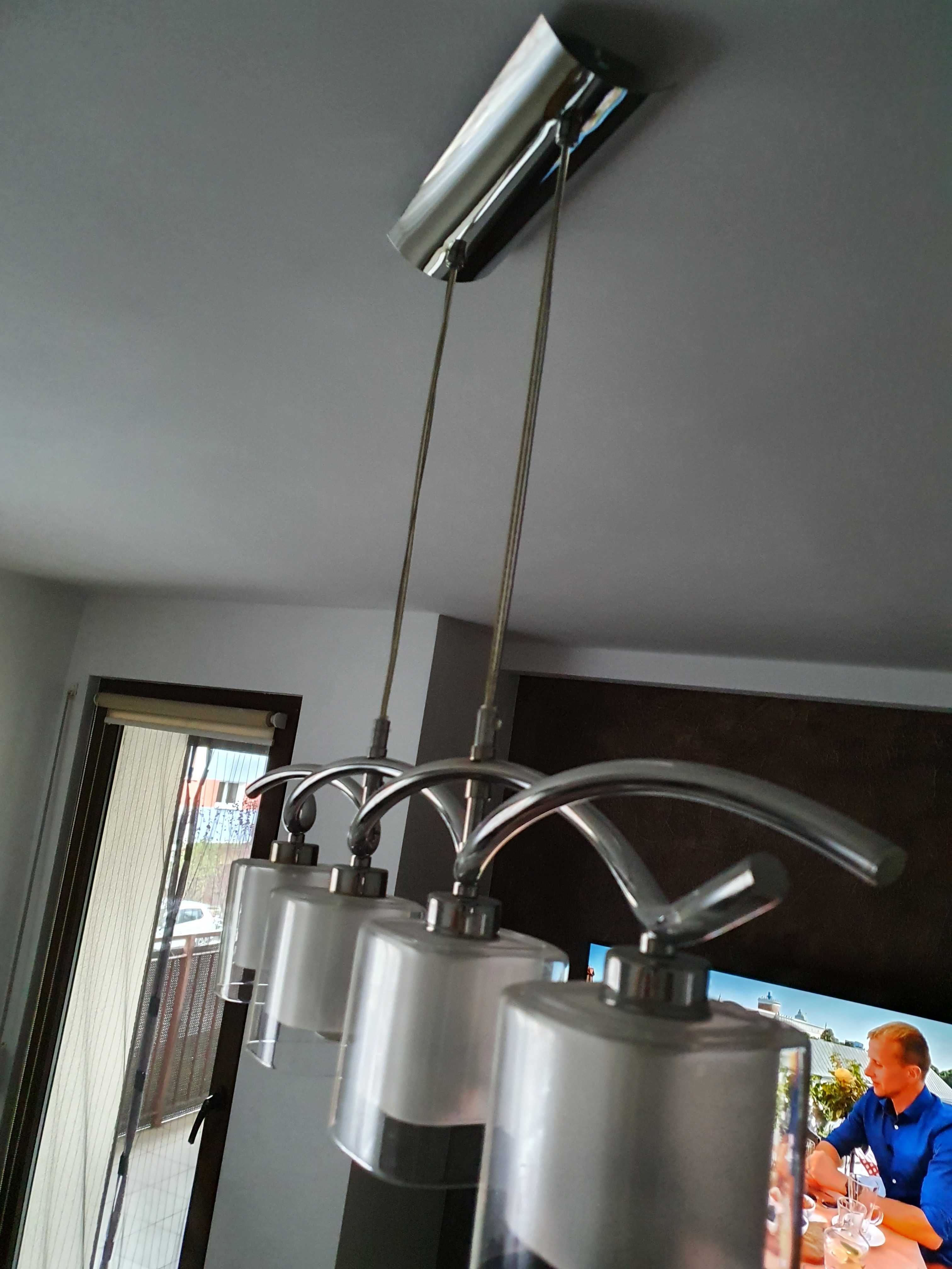 Lampa wisząca 4-kloszowa