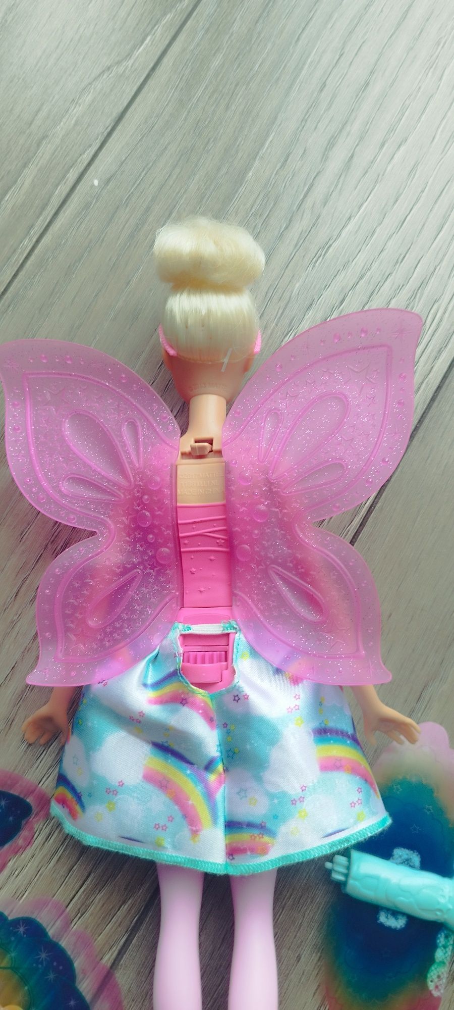 Mattel Lalka Barbie latające skrzydełka