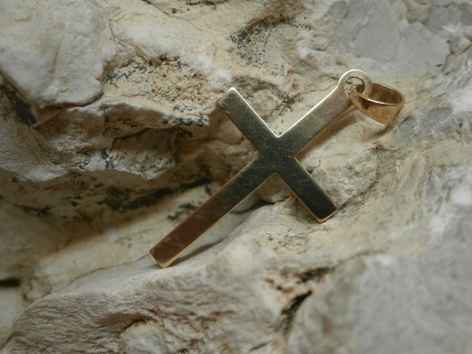 Złota Zawieszka Krzyżyk 14 K-0,82 GR