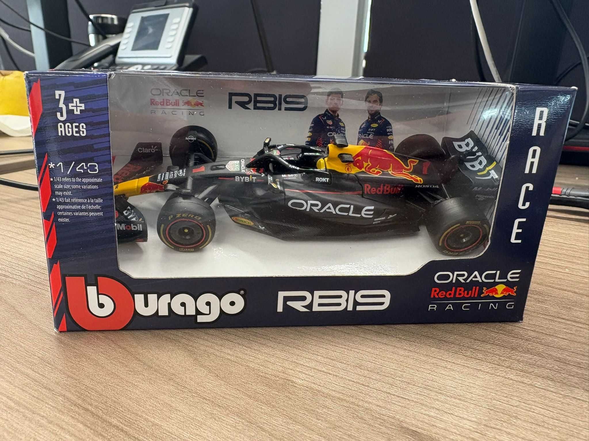 Miniatura MaxVerstappen-RB16B-RB18-RB19-RB20+Miniatura Miguel Oliveira