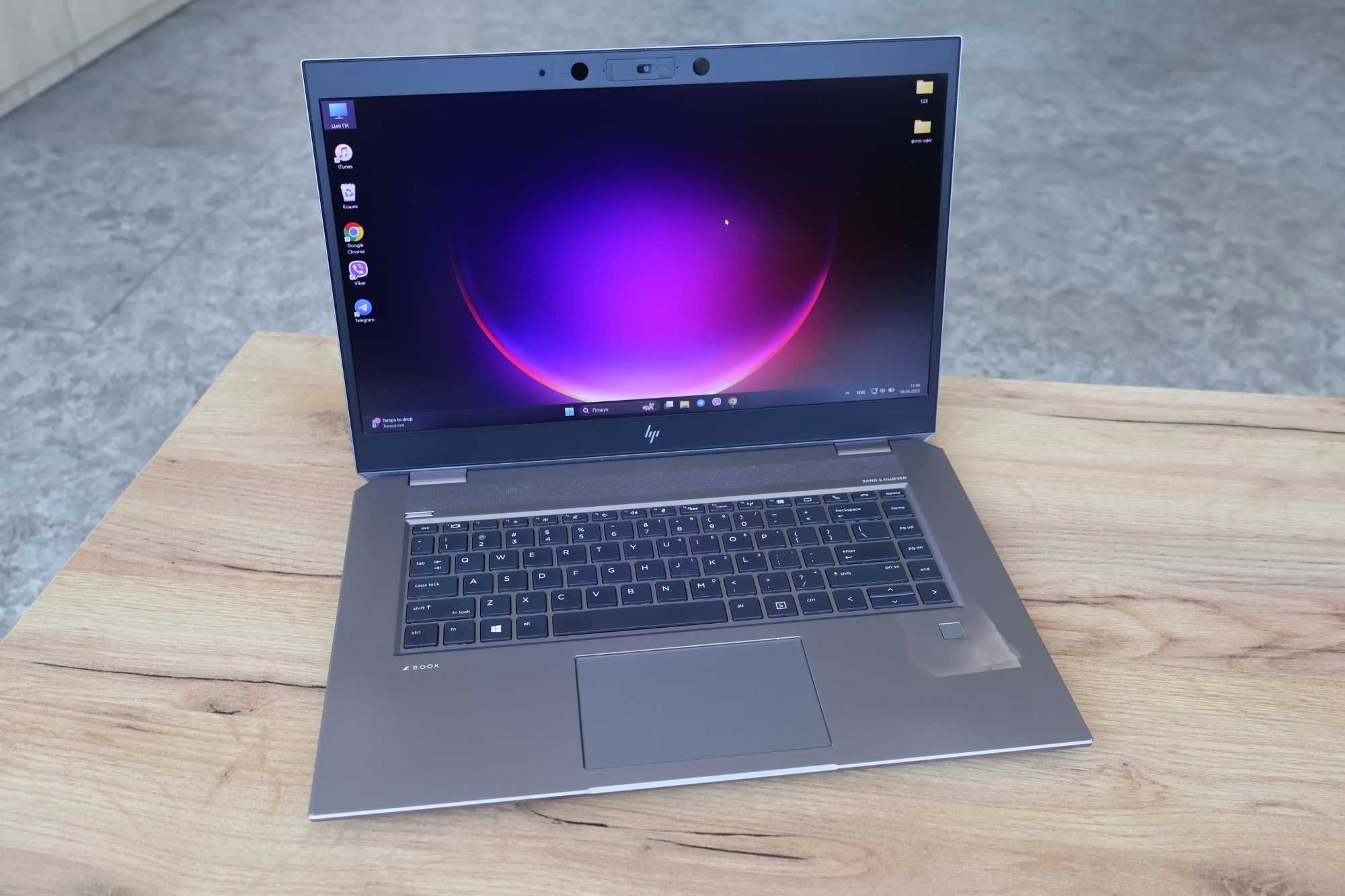 Ноутбук HP Zbook Studio G5 15" 4K i7-8850H 32GB 1TB SSD Nvidia P1000