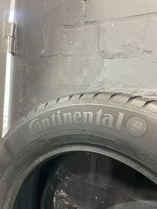 2шт 215/60 R17 Continental ContiWinterContact TS830p