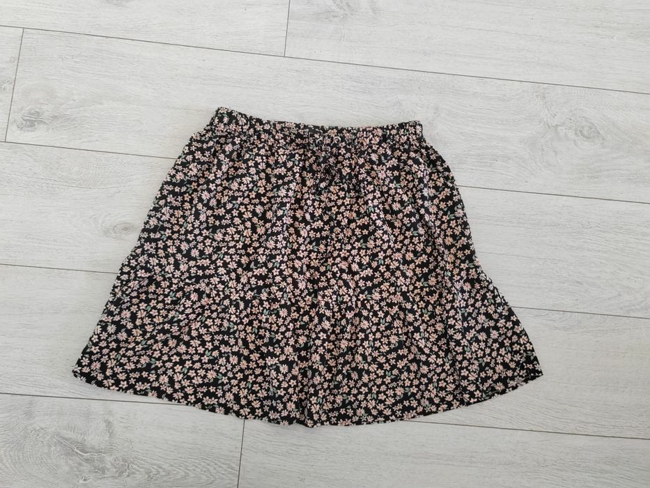 Spódnica letnia mini rozkloszowana czarna