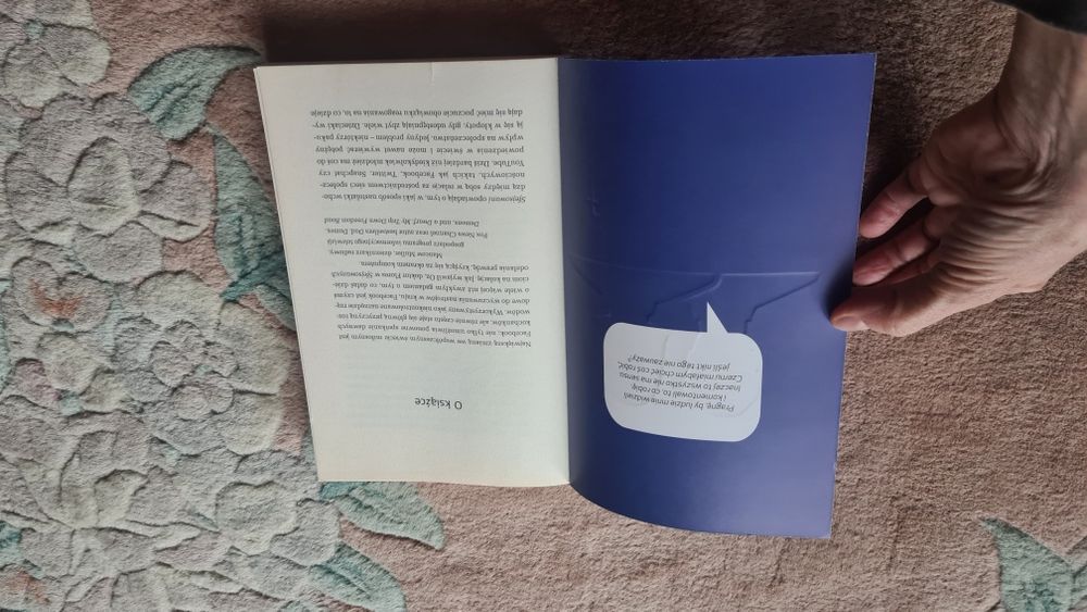 Sfejsowani Suzana E. Flores